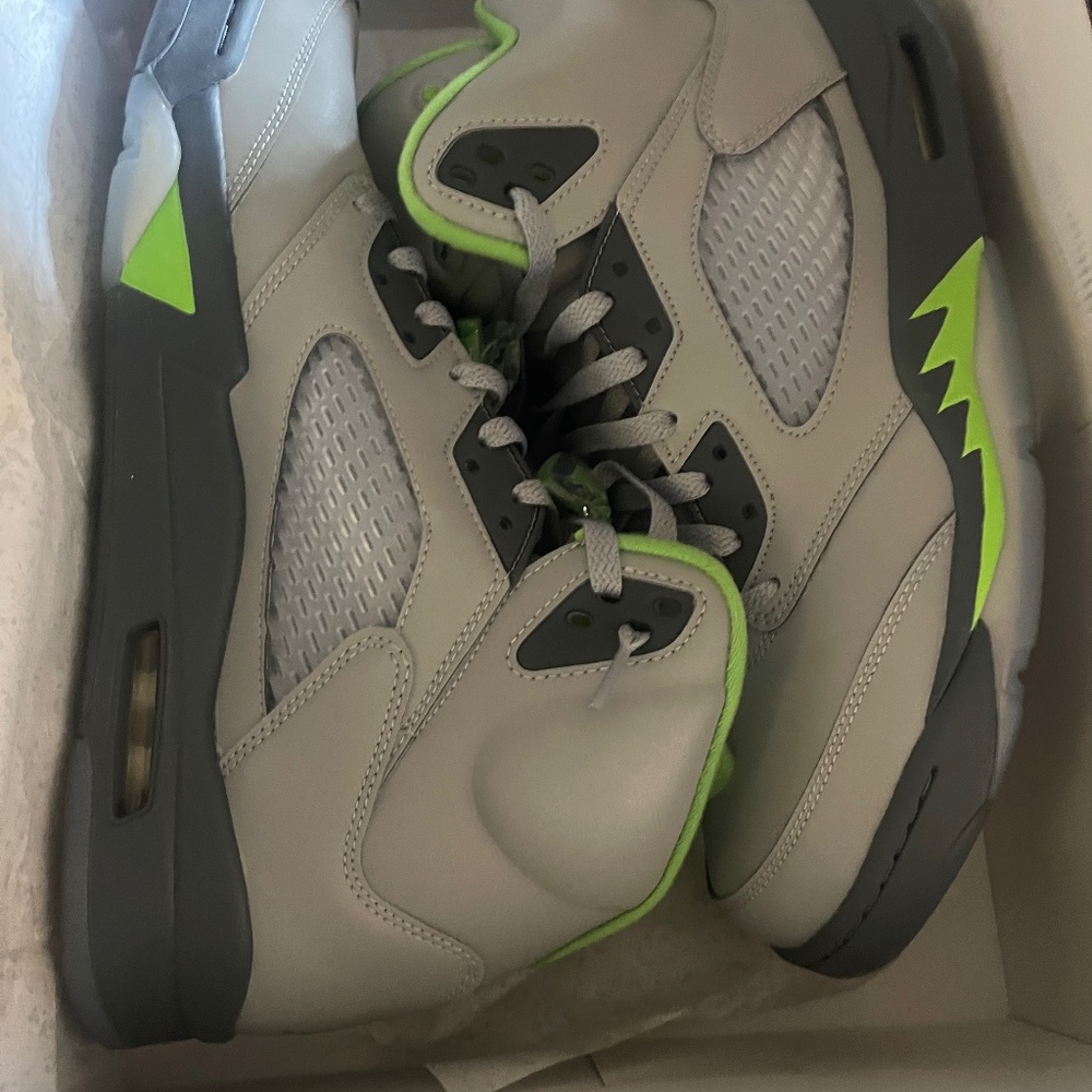 Jordan 5 green bean